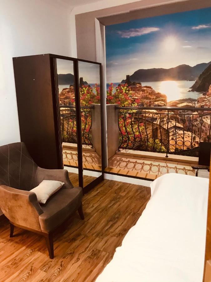 Studio apartment near republic Square Erevan Exterior foto